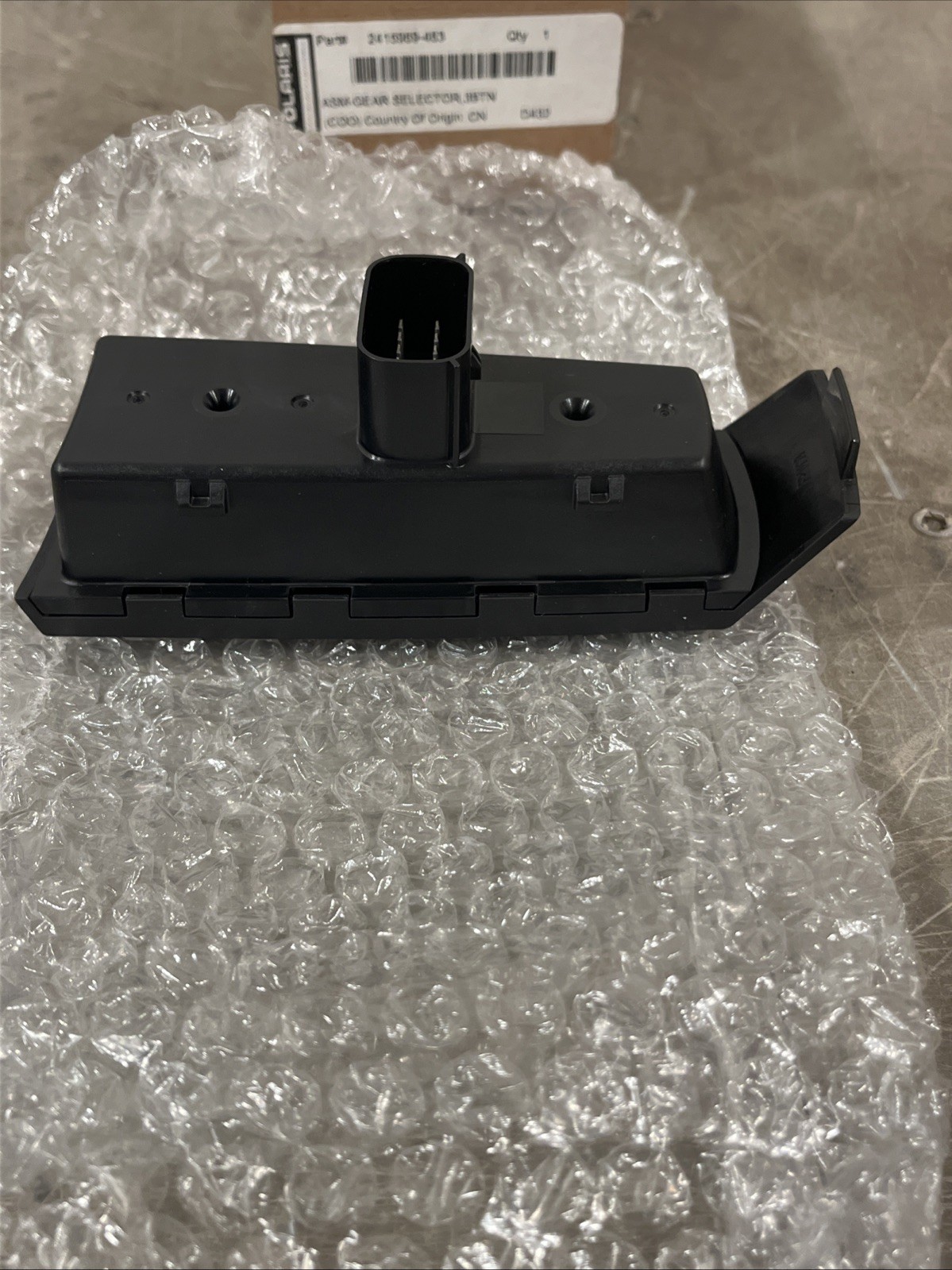 M4 OEM Polaris Slingshot ASM-Gear Selector 3 Button 2415969-463