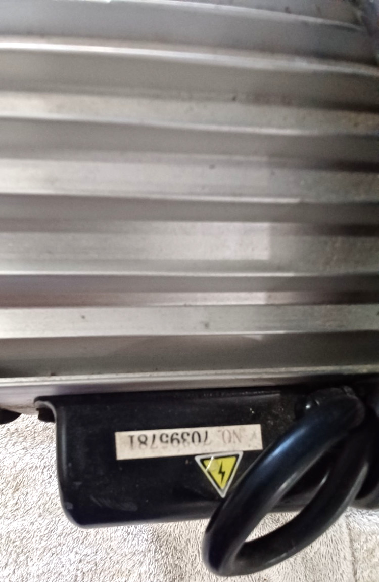 Grizzly 9" Benchtop Band Saw G0803Z/Used