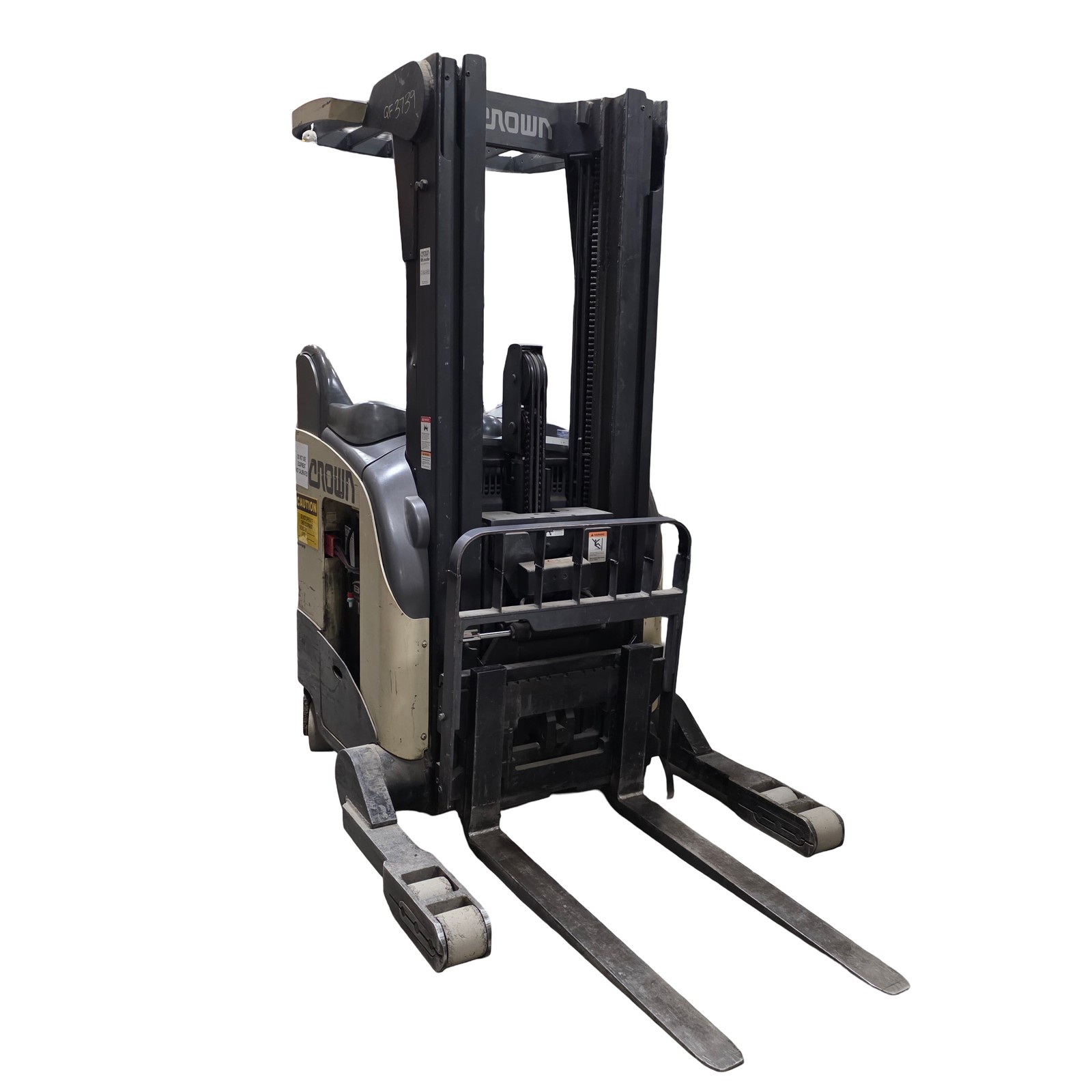 Crown RR5010-35 Narrow Aisle Reach Truck W/ Sideshift 3500Lbs Cap 198" Lift 24V