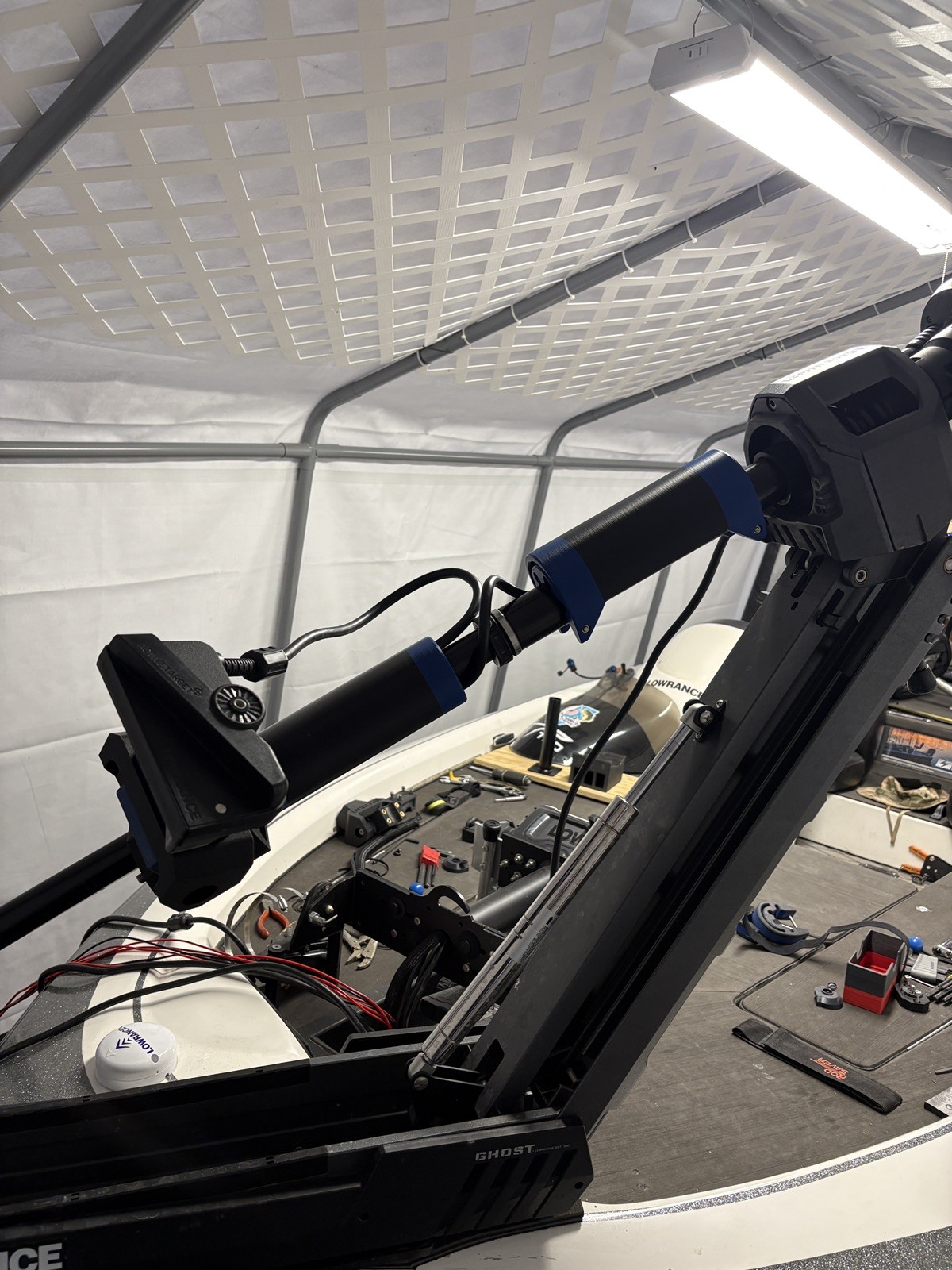 LOWRANCE Active Target 1 and 2 transducer 0 Degree Mount Ghost Trolling Motor