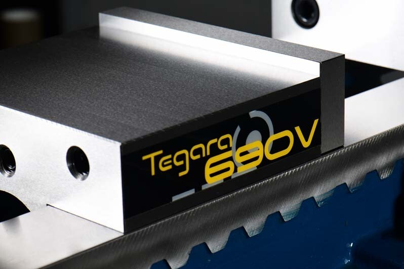 TEGARA 6 690V CNC Premium Milling Vise .0004 D688 NEW! R[