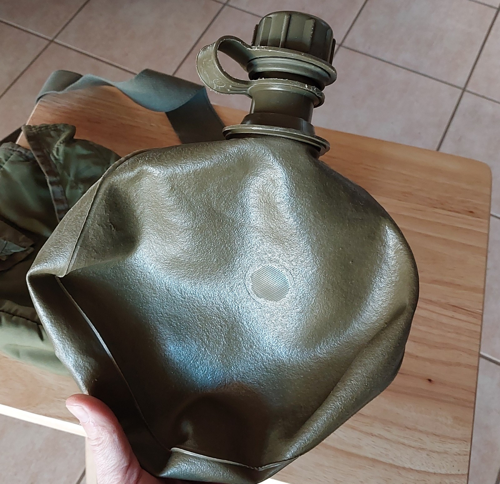 Vietnam Era Early 1968 2QT Canteen Cover w/ matching 1968 Canteen