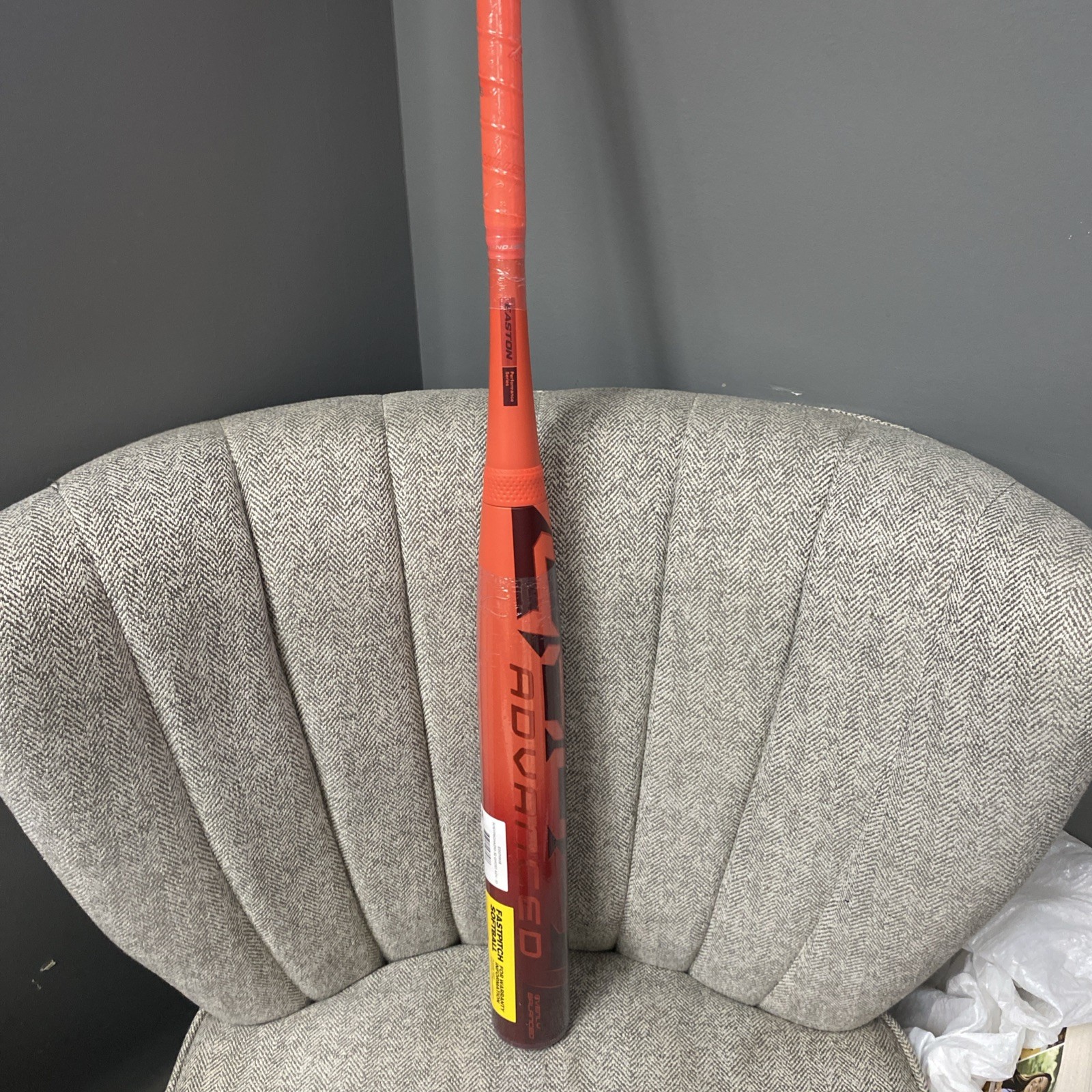 Easton Ghost Advanced (-10) Fastpitch Softball Bat 32/22Red
