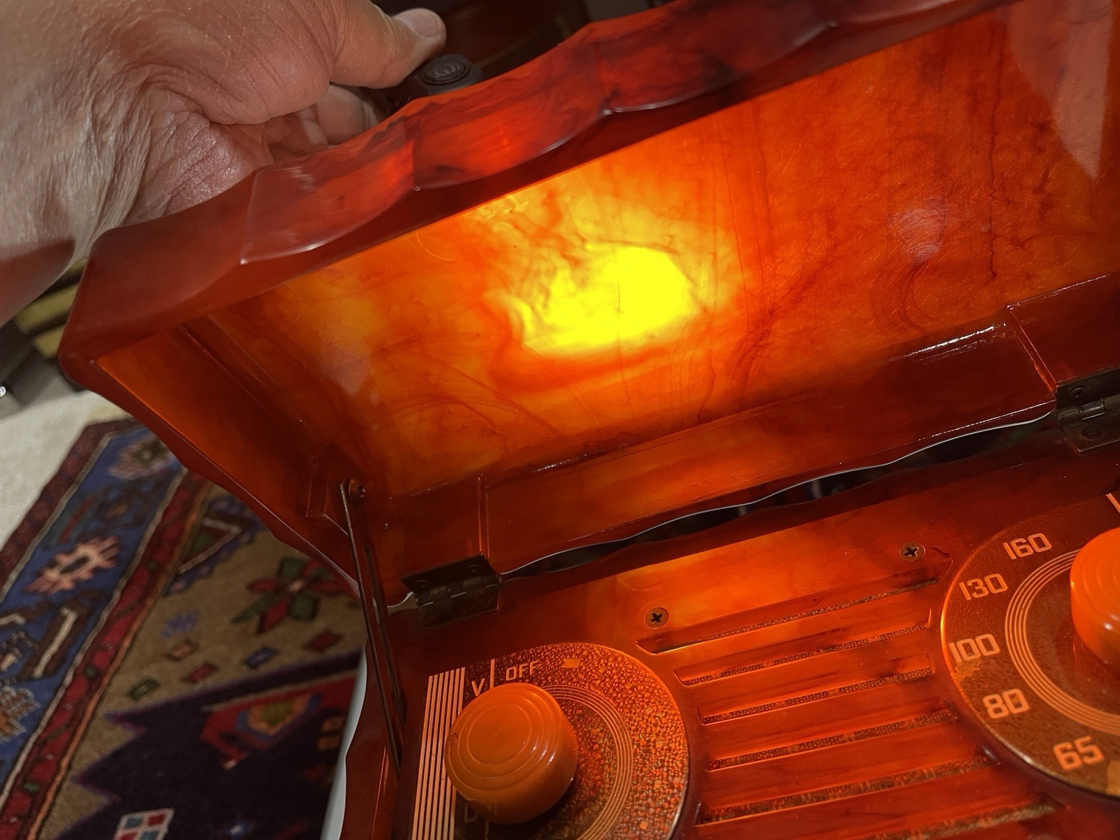 Antique Catalin General Electric L-622, Tube Radio, “ Jewel Box” Style