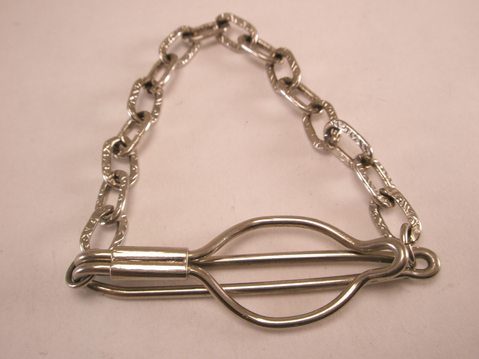 Fancy Cable Chain Silver Tone Vintage Pendant Tie Bar Clip