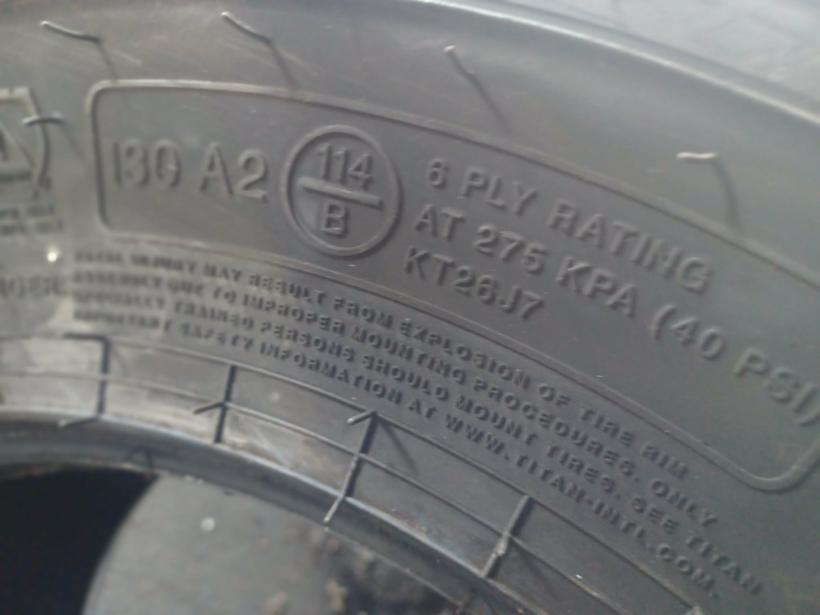 12x16.5 TIRE R-4 NEW COSMETIC BLEM 6PLY 12165 12 16.5