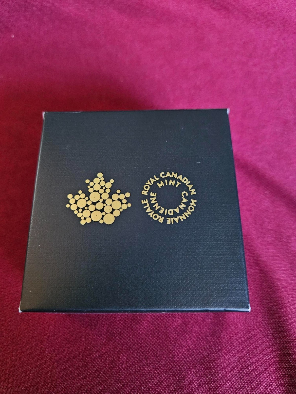 Royal Canadian Mint Box with Clamshell BOX ONLY, NO COIN Perfect Condition