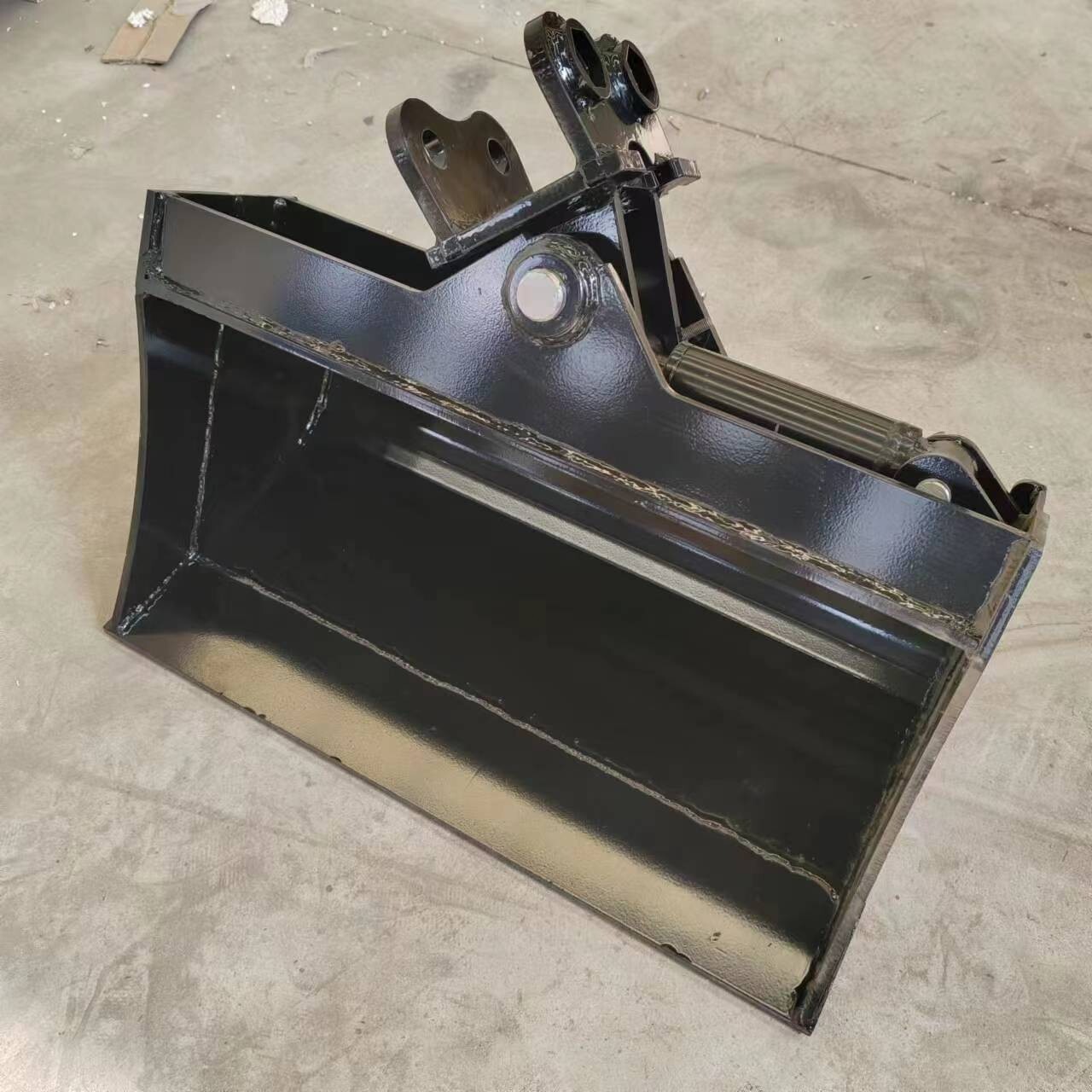 Free Shipping New 600mm Tilt Bucket Attachment for Mini Excavator USA