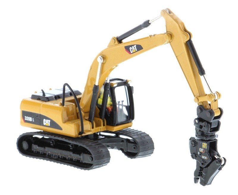 Diecast Masters Caterpillar 320D L Excavator with Tools 1/87 85652