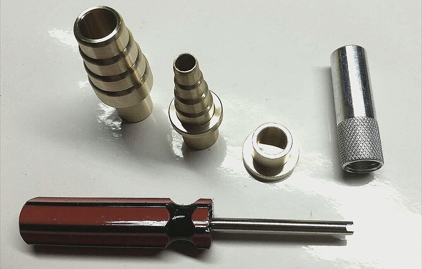 Professional Automotive Smoke Machine Vacuum Leak & EVAP Tester by USA Stinger!