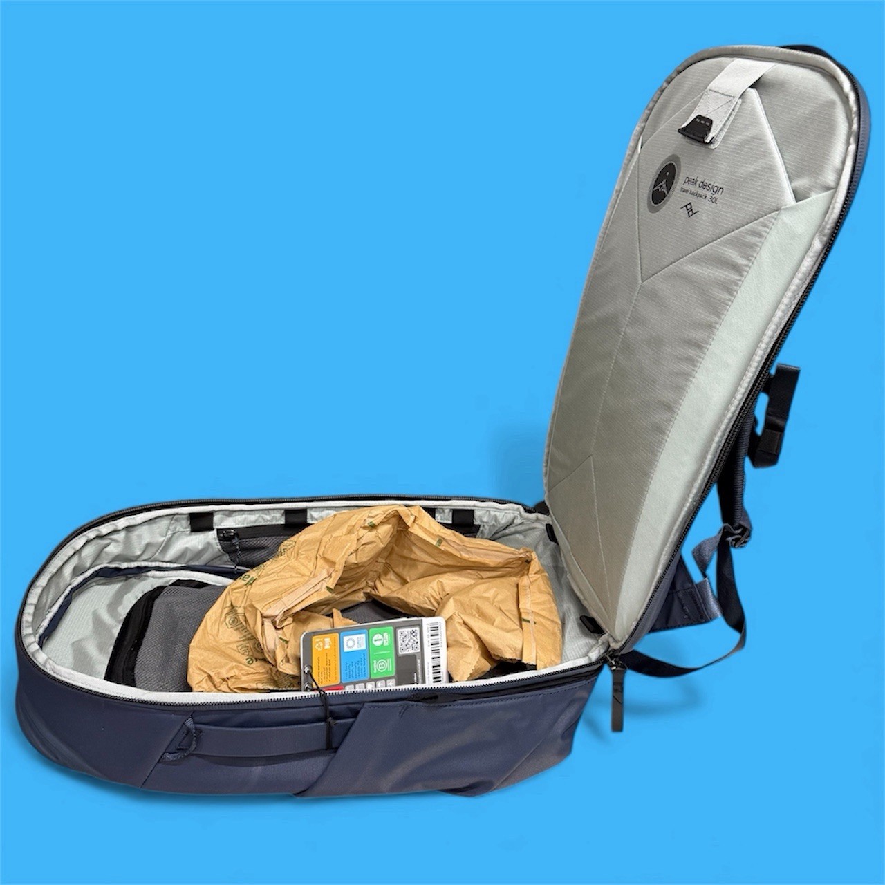 WINTER SALE midnight Blue Peak Design Travel 30L Backpack 100% AUTHENTIC NEW