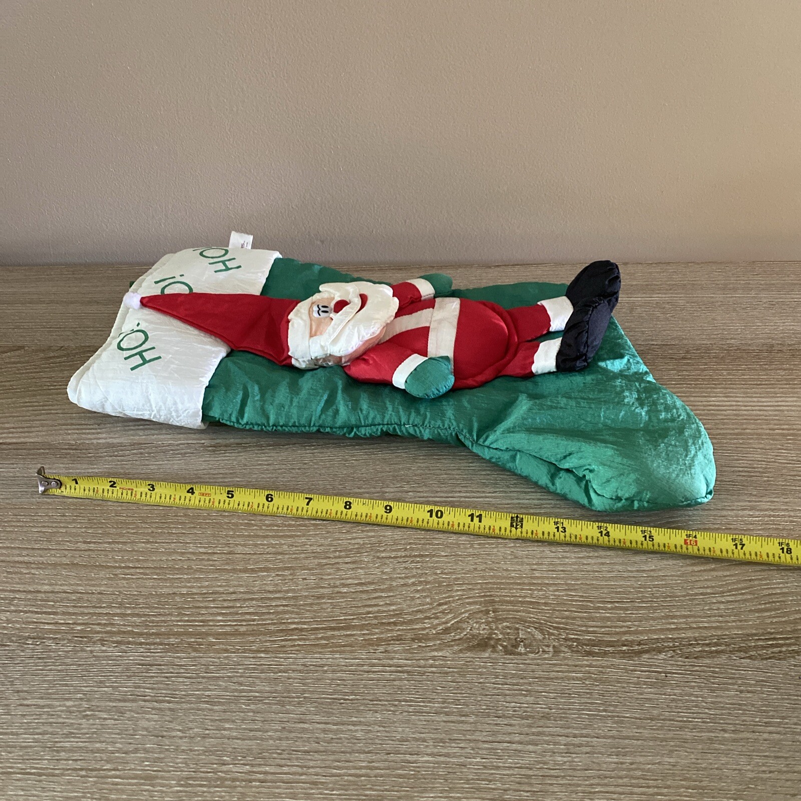 3D 1980s Ho Ho Ho Santa stocking parachute puff