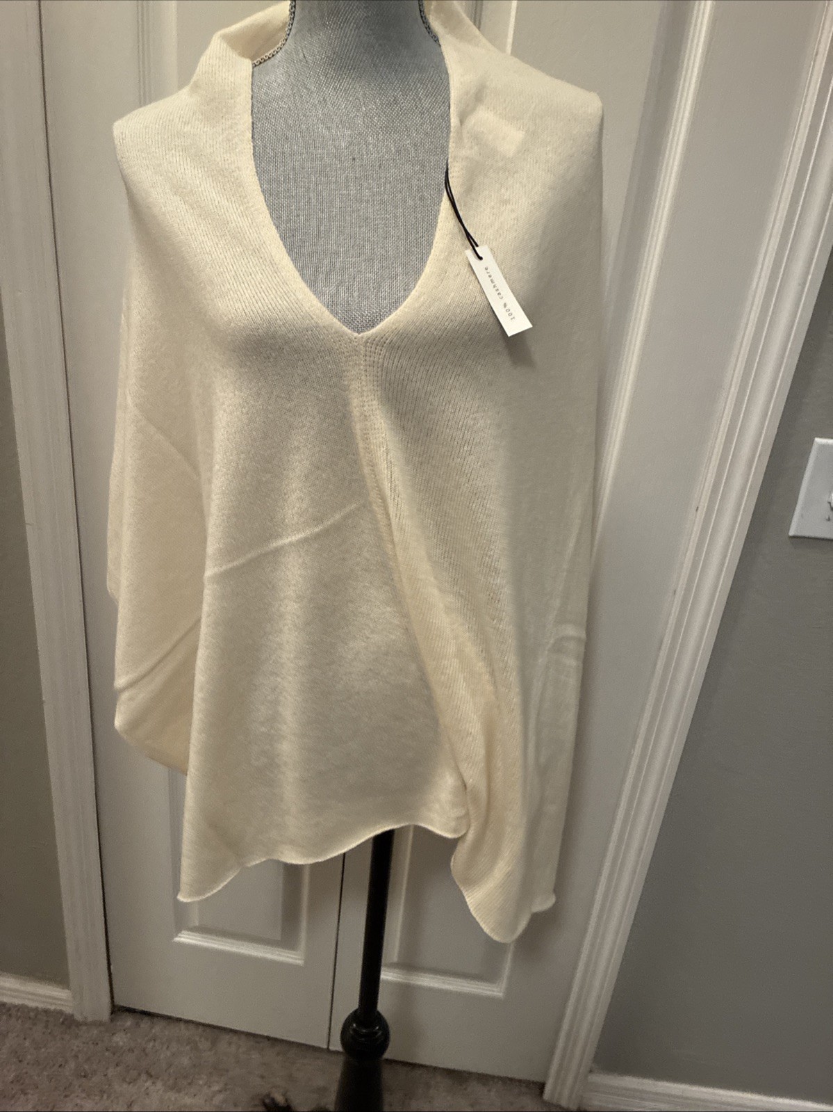 Rachel Zoe 100% Cashmere Poncho/scarf