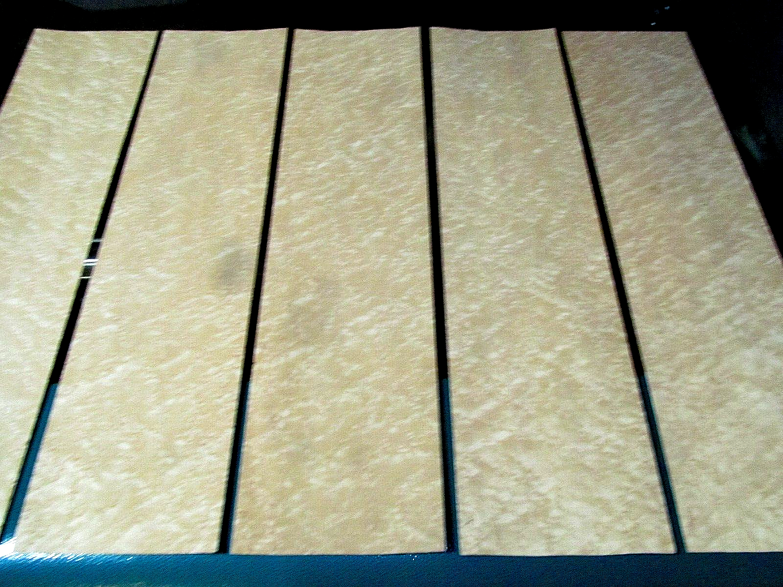 5 PIECES AA GRADE BIRDSEYE MAPLE VENEER 24" X 6" WOOD LUMBER 5 SQUARE FEET EYES