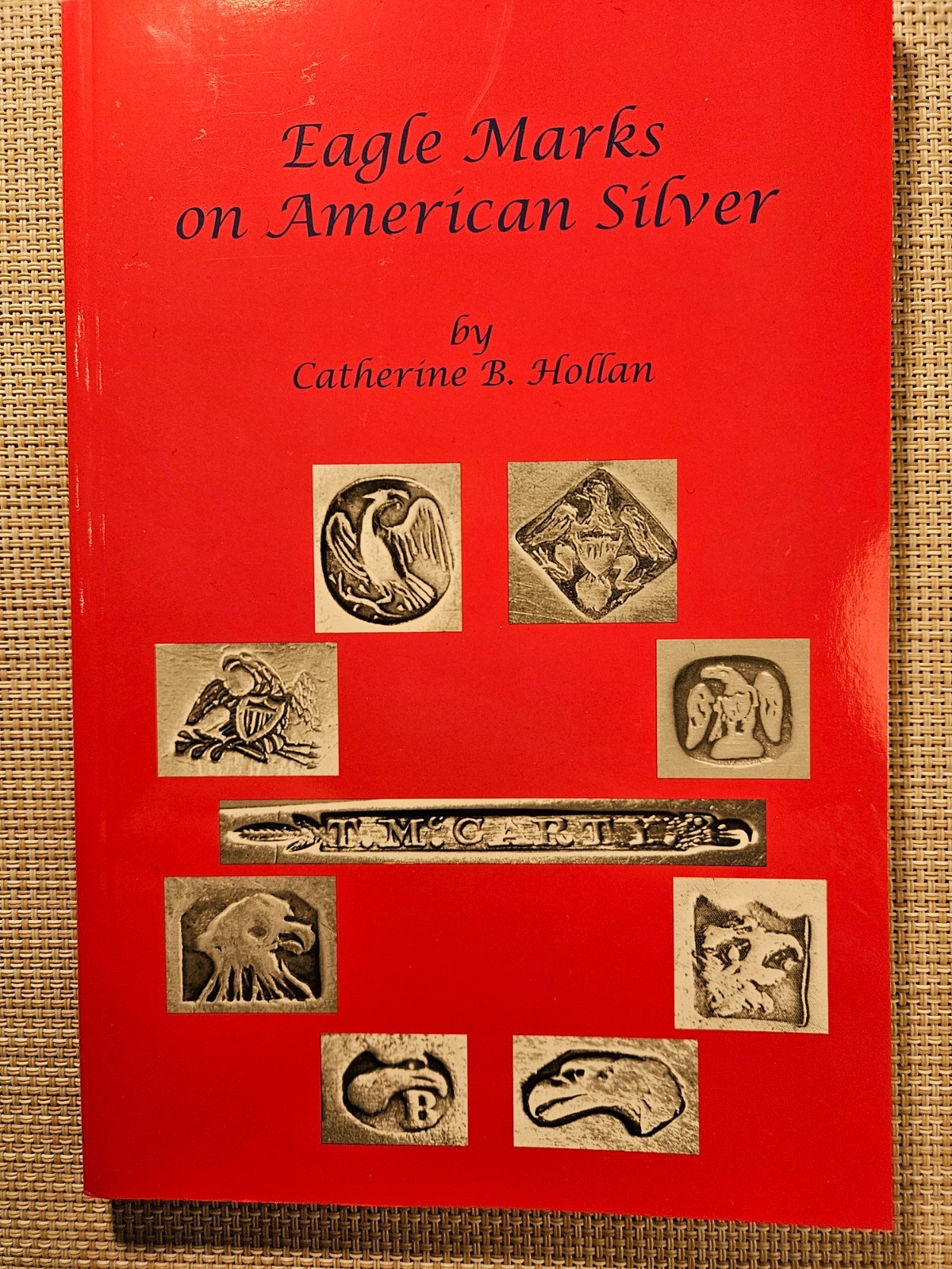 EXCELLENT COIN SILVER BOOK " Eagle Marks on American Silver" 500 enlarged photos