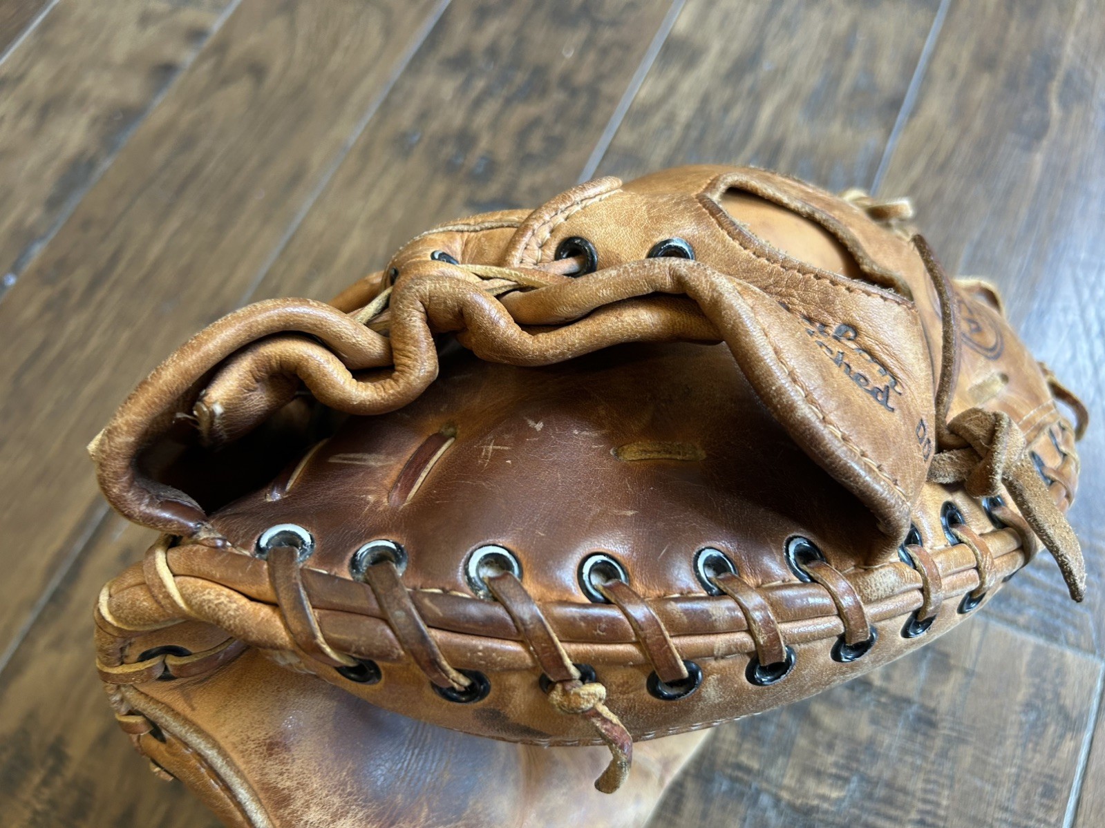 Game Used Auto Tony Peña 1982 Wilson Catchers Mitt Pittsburgh Pirates Photomatch