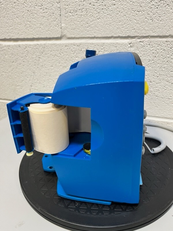 GE Dinamap CareScape V100 Vital Signs Monitor with thermometer & power supply