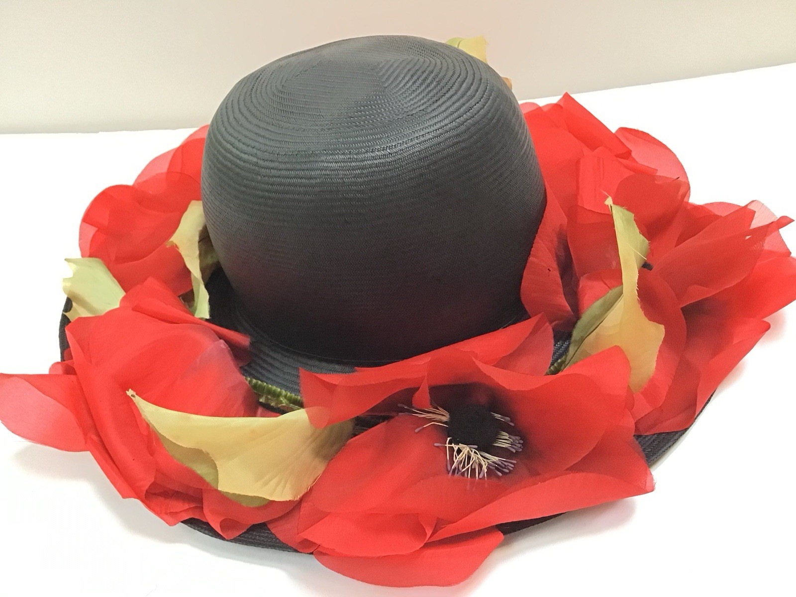 Vintage Women’s Hat Red Poppies Labeled Ranleigh Union USA Made Kentucky Derby