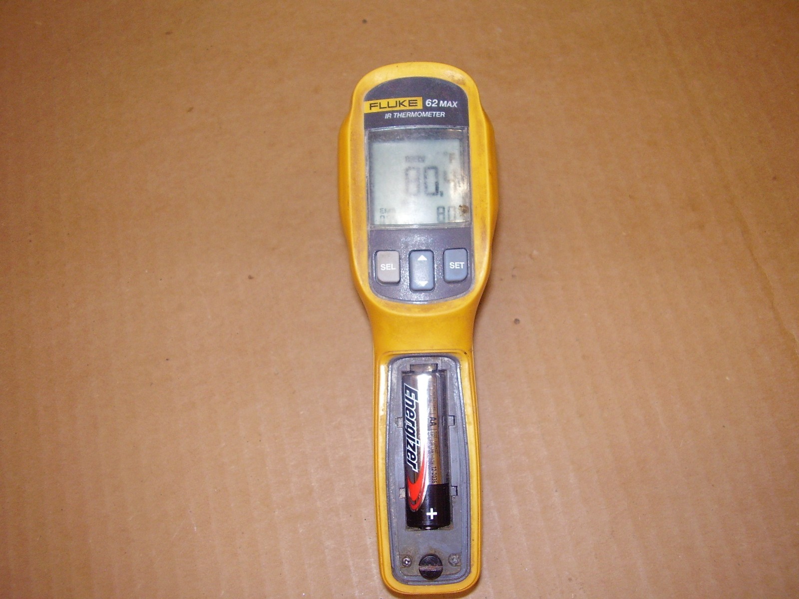 Fluke 62 Max IR Thermometer Missing Battery Cover READ DESC