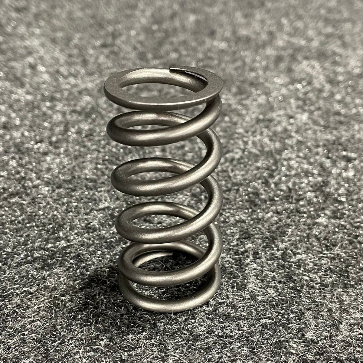 HAMILTON CAMS 07-S-003 24 Valve 103 Valve Springs For Dodge & Ram*