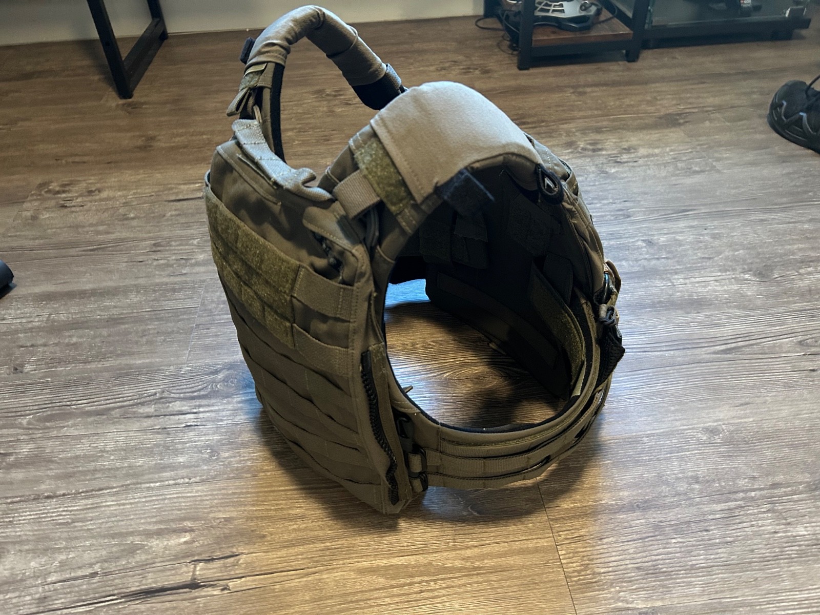 Crye Precision AVS plate carrier MD plate bags /SM harness ranger green