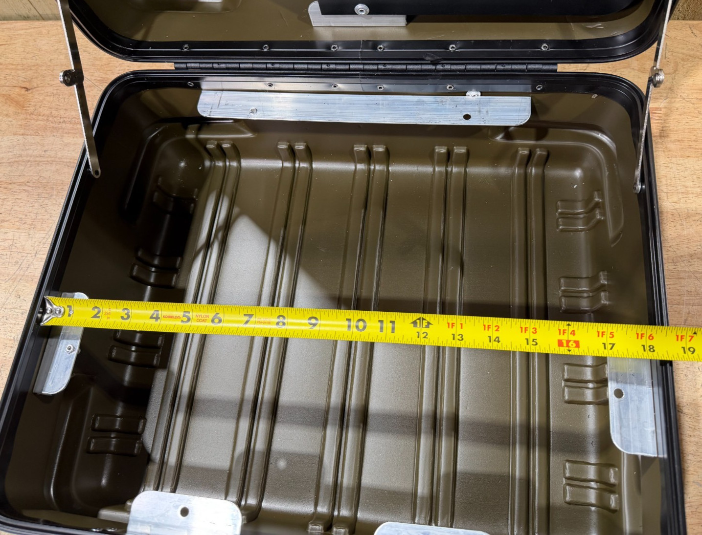 Thermodyne Storage Case 20x16.5x10.5" Military Waterproof Footlocker Hardigg