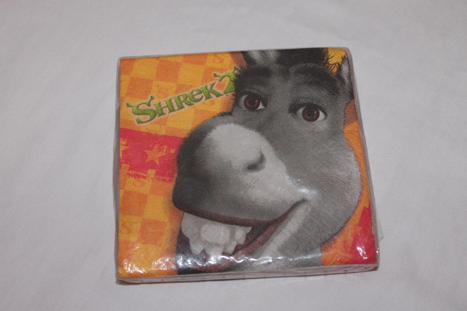 NEW  IN PACKAGE SHREK 2  PARTY SUPPLIES  16 DESSERT NAPKINS