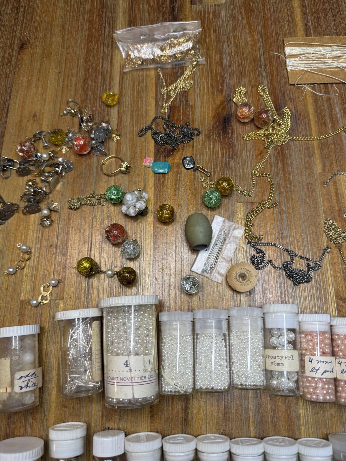 VNTG AB Swarovski Crystals (?) 1,000+ piece lot replacement jewelry set READ