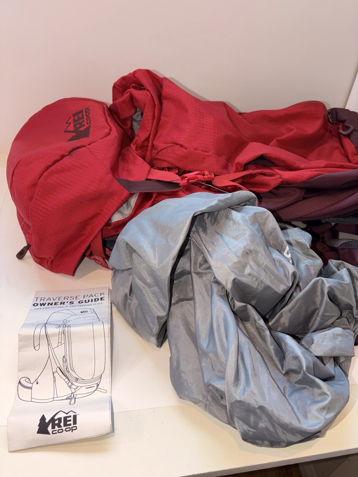 rei traverse 35 backpack Molten Red