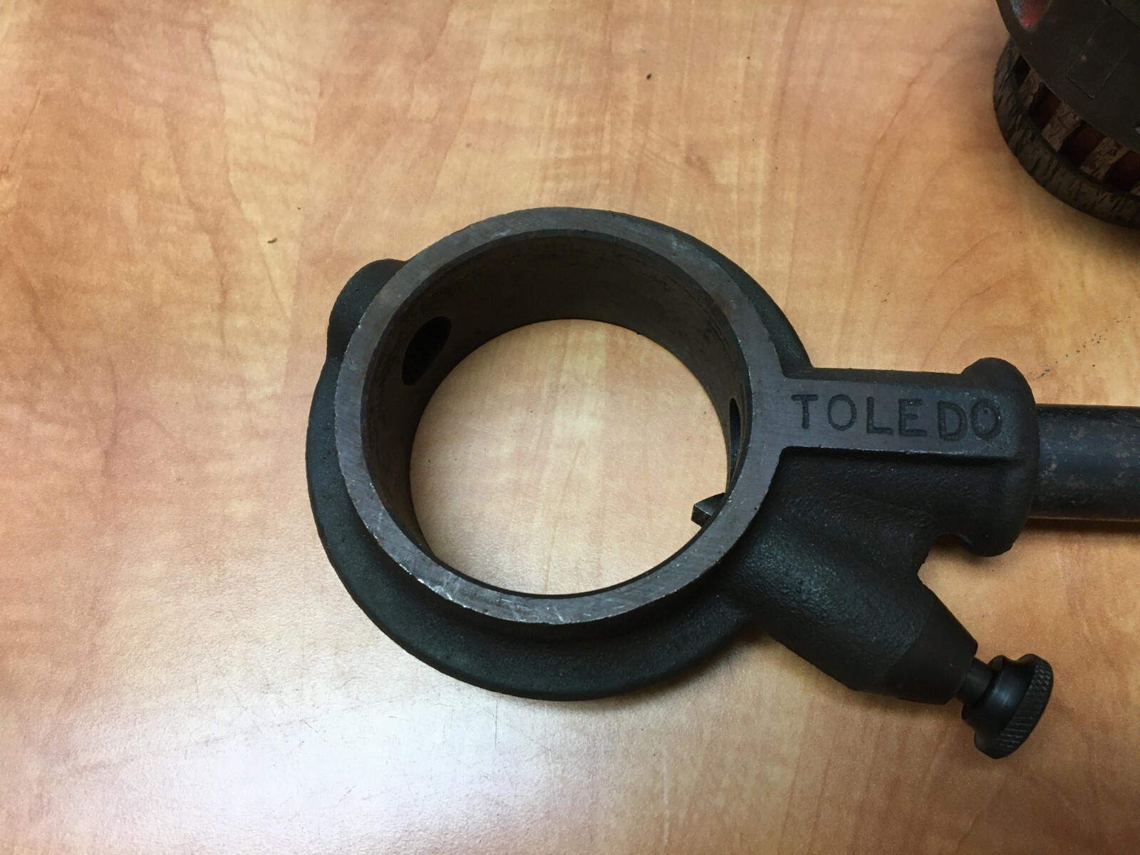 Vintage Toledo No. 12 Ratcheting Pipe Threader With 2" Die Head