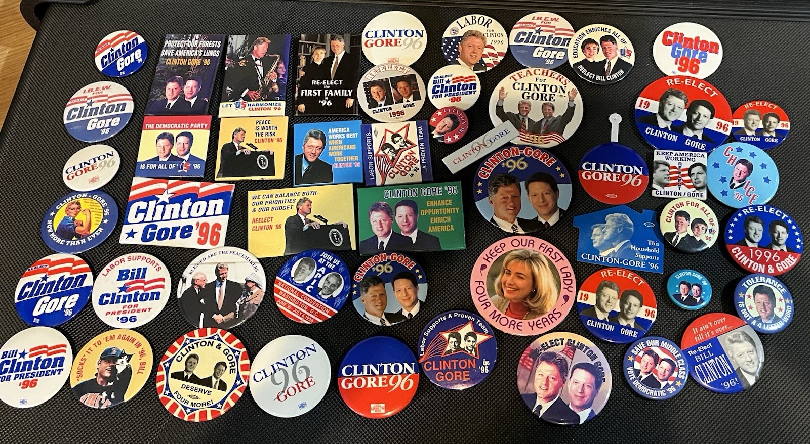 51 Pinbacks BILL CLINTON President Pins Buttons Political Gore Hillary 90's