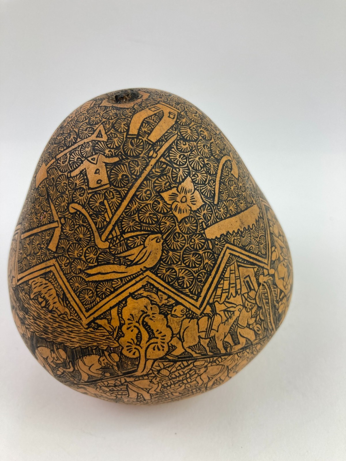 Peruvian Storyteller Folk Art Intricate Hand Carved Gourd Farming Gardening Peru