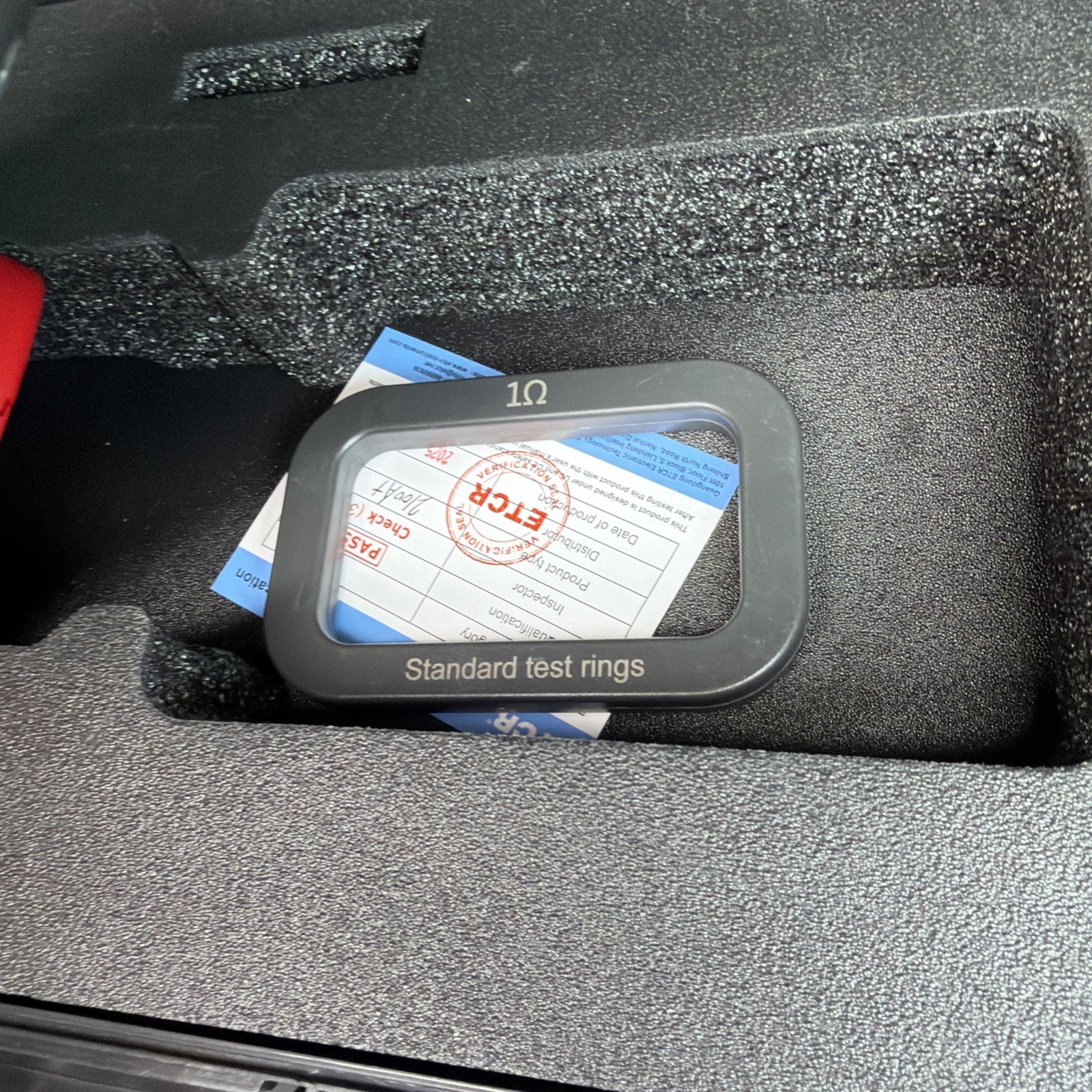 ETCR2100A+ Digital Clamp On Ground Earth Resistance Tester Meter CAT III 150V