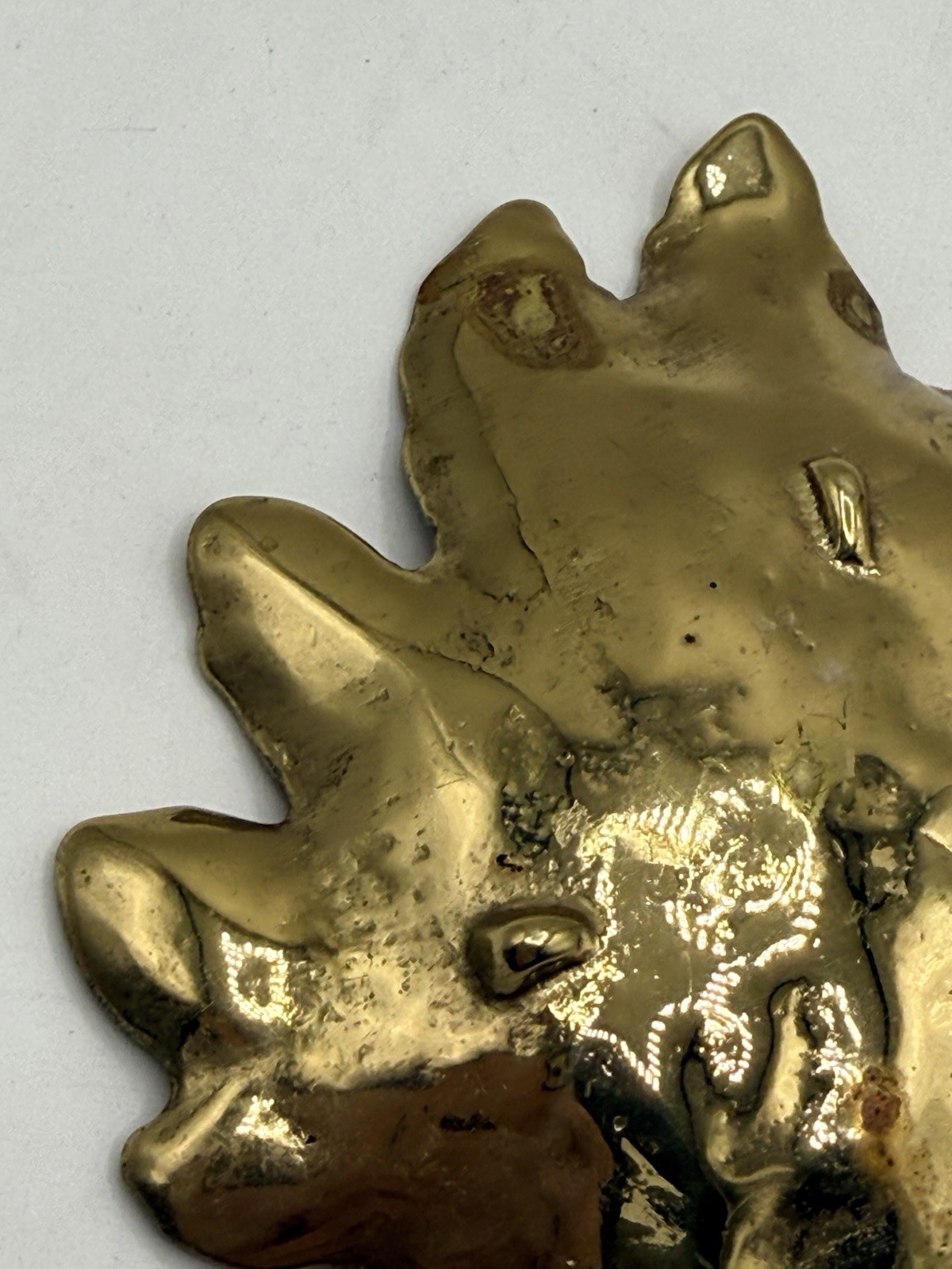 VTG 1948 Virginia Metalcrafters Chrysanthemum Leaf 3-41 Solid Brass Trinket