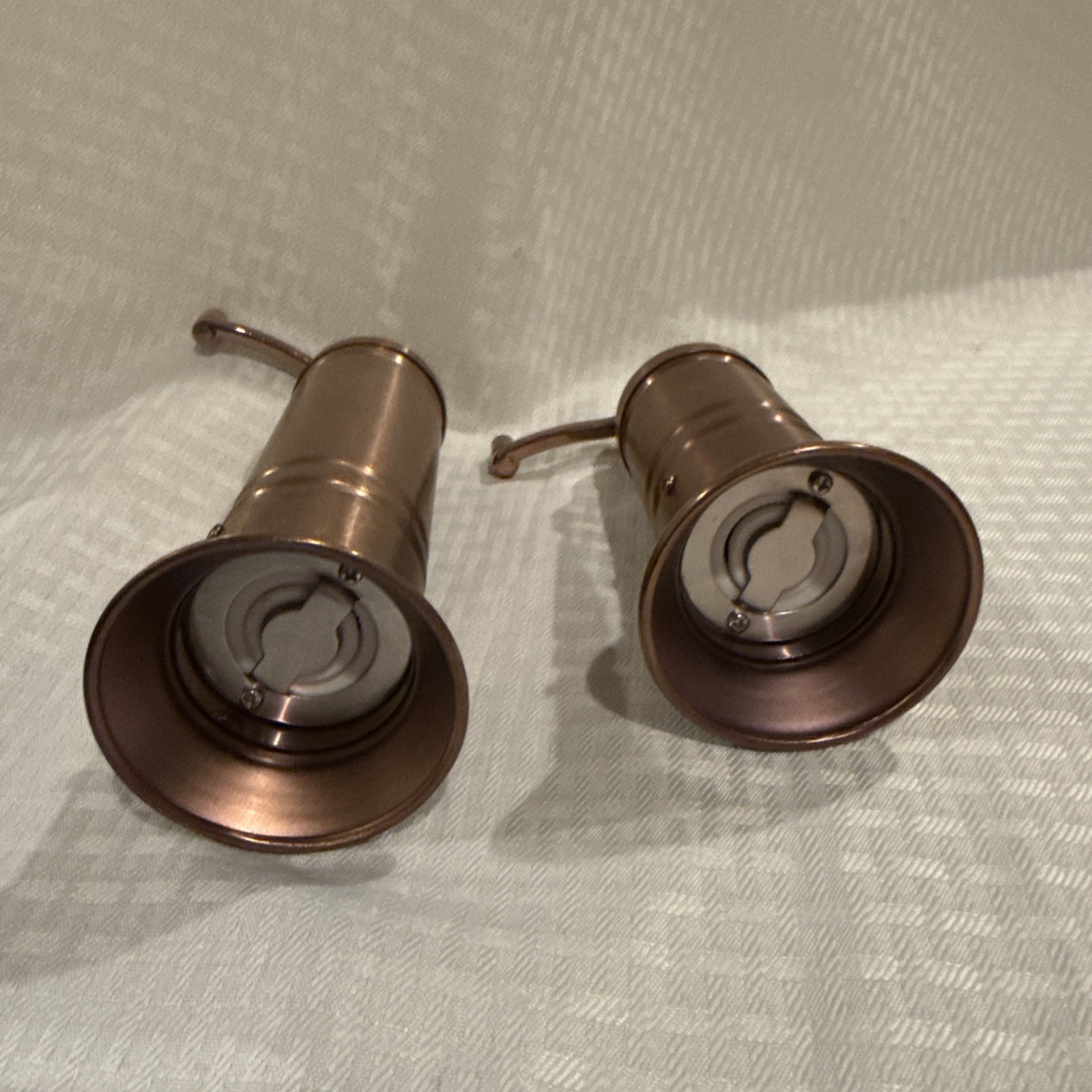 Hearth & Hand With Magnolia Salt & Pepper 2p Copper Gold Crank Grinder NEW