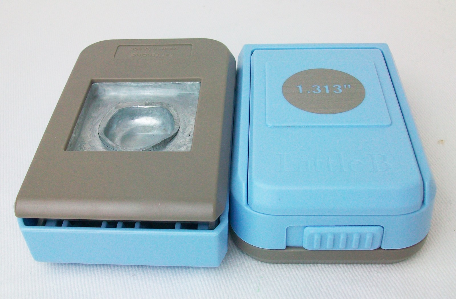 1" Button Boy Double Level Hand Held Punch - for 1" buttons- cuts circles 1.313"