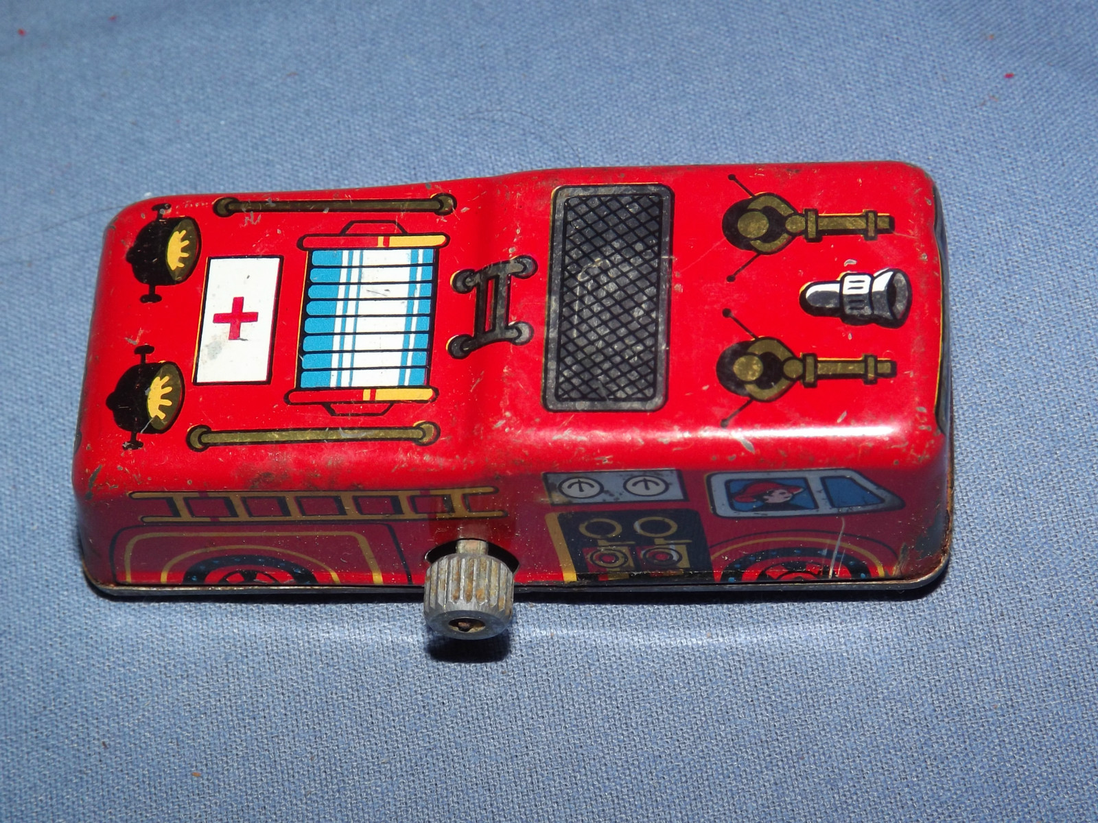 VINTAGE TOY  1960-70S  KANTO TOYS  MINI TIN  LITHO WIND UP FIRE TRUCK