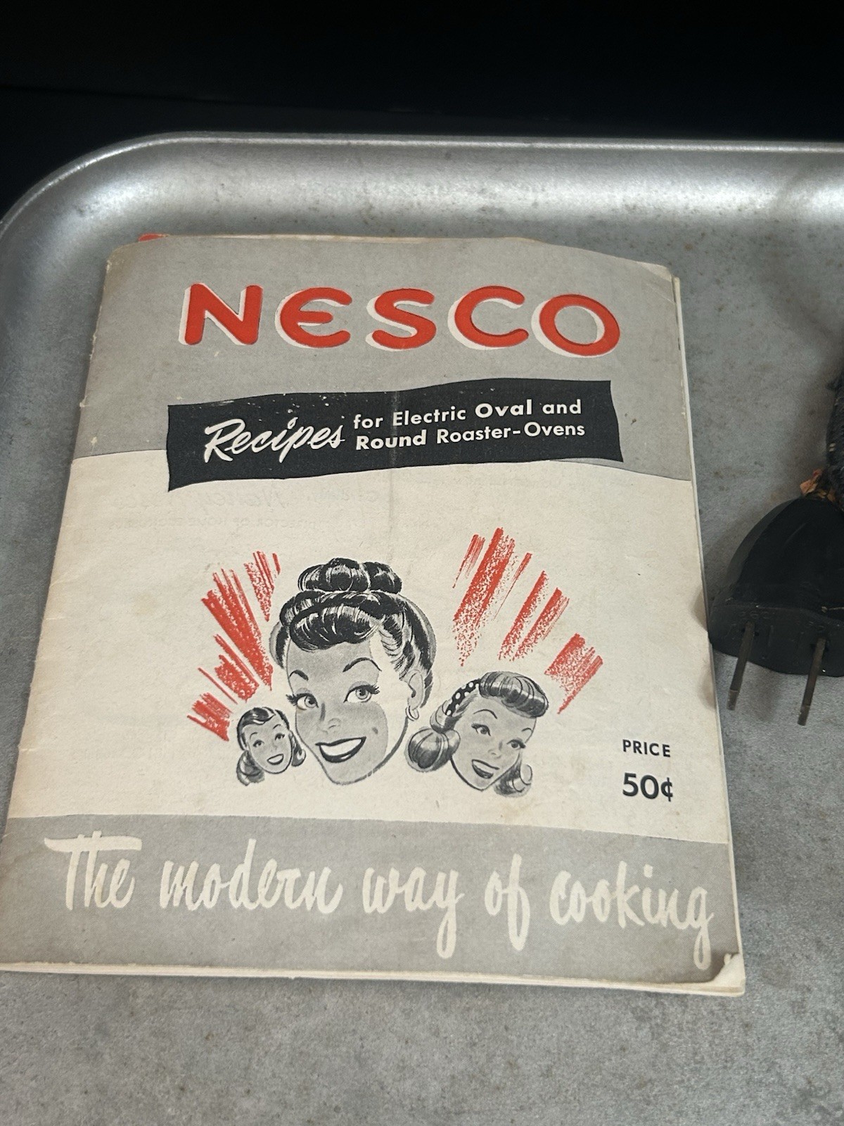 Vintage 1950s NESCO Infra-Red Roaster Oven Model 335 w/ Griddle, Pans & Manual
