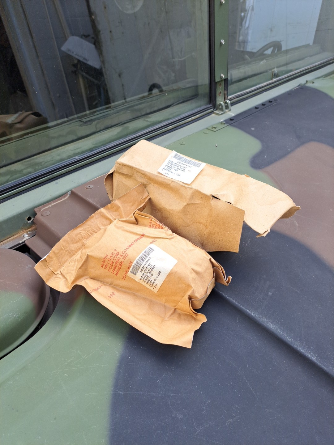 NOS Vintage  M80/U Dynamic Radio Microphone Handset ARMY NAVY (Old Style Plug)