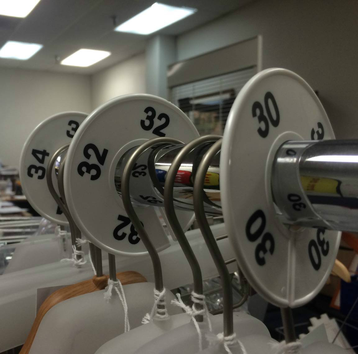 CLOTHING SIZE DIVIDERS-WOMENS 0,1,2,3.4.5.6.7.8.9.10.11.12.13.14 **2 EACH SIZE**