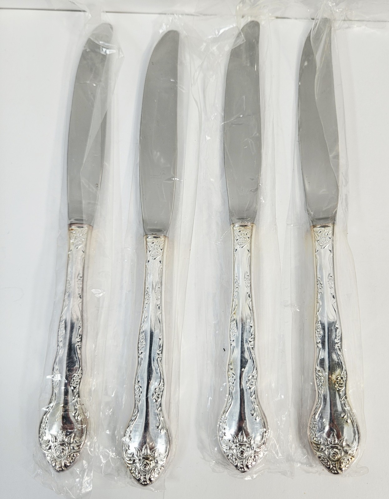 66 pc International Silverplate Abbey Rose Full Service for 12 + 6 Serving Korea