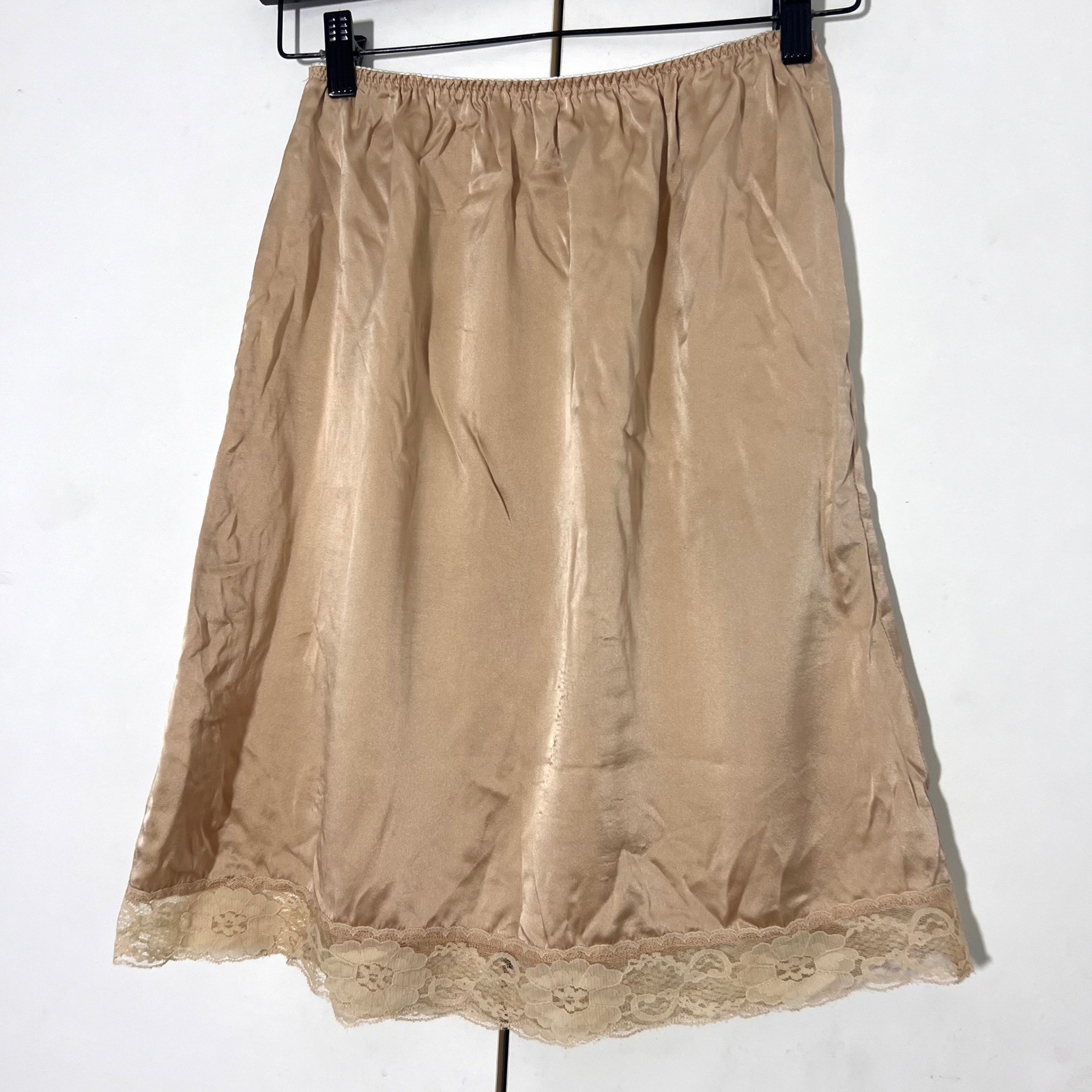 WinterSilks Slip Skirt Womens S Champagne 100% Silk Lace Trim Luxurious Fairy