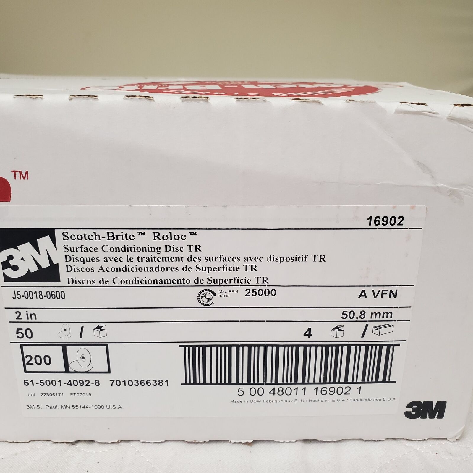 200 Total Scotch-Brite Roloc 16902 Surface Conditioning Disc TR J5-0018-0600