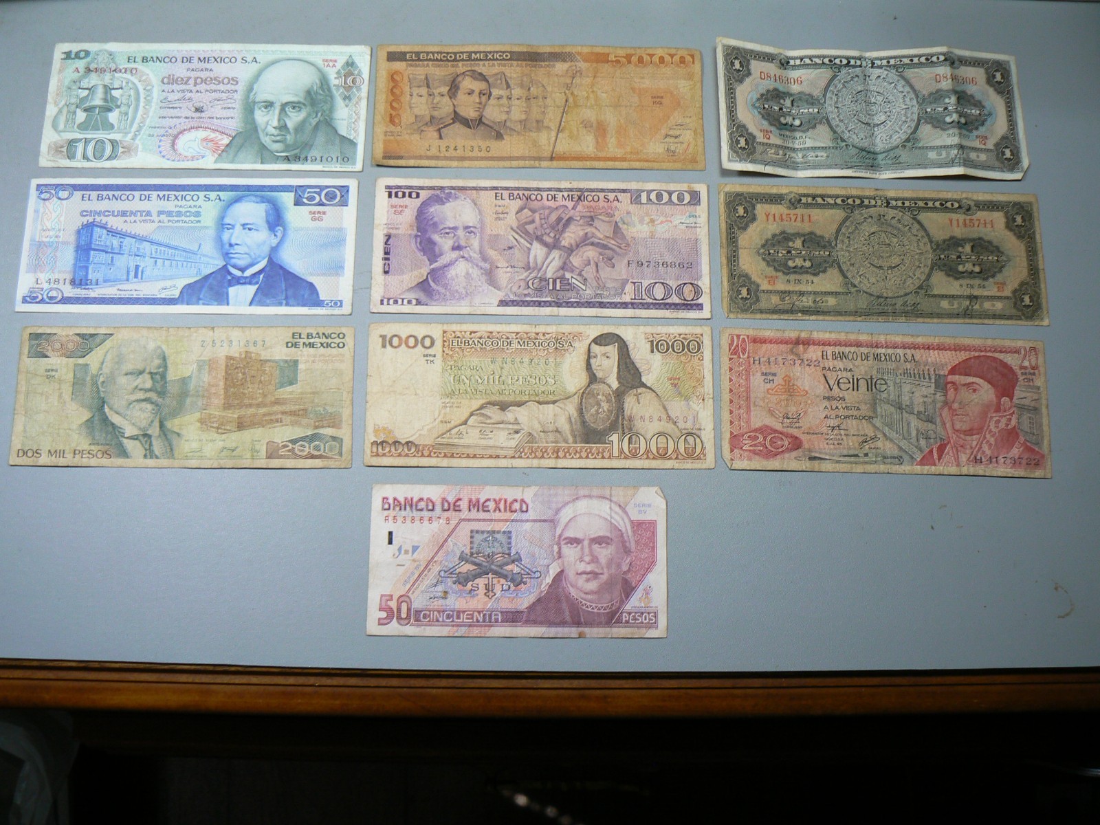 Lot of 10 Mexico Mexican Banknotes Pesos