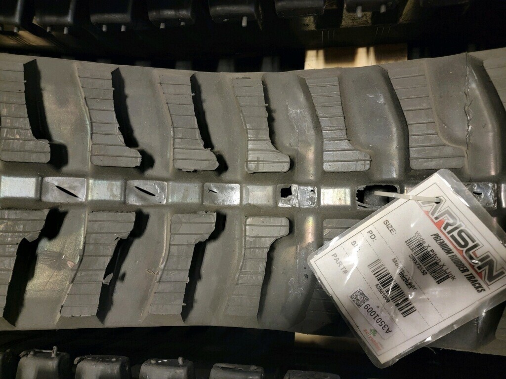 DITCH WITCH Rubber Track SK-1550 SK1550 250X72X52 (2-Tracks)