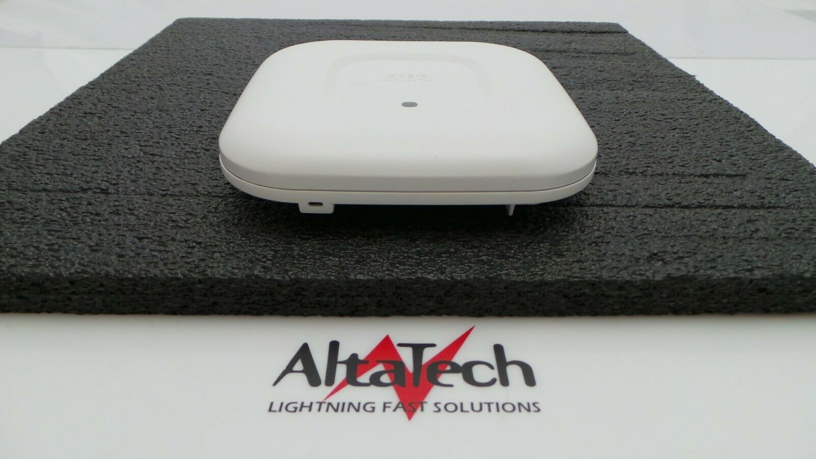 Cisco AIR-CAP2702I-A-K9 Aironet 2702I Wireless Access Point w/ Mounting Hardware