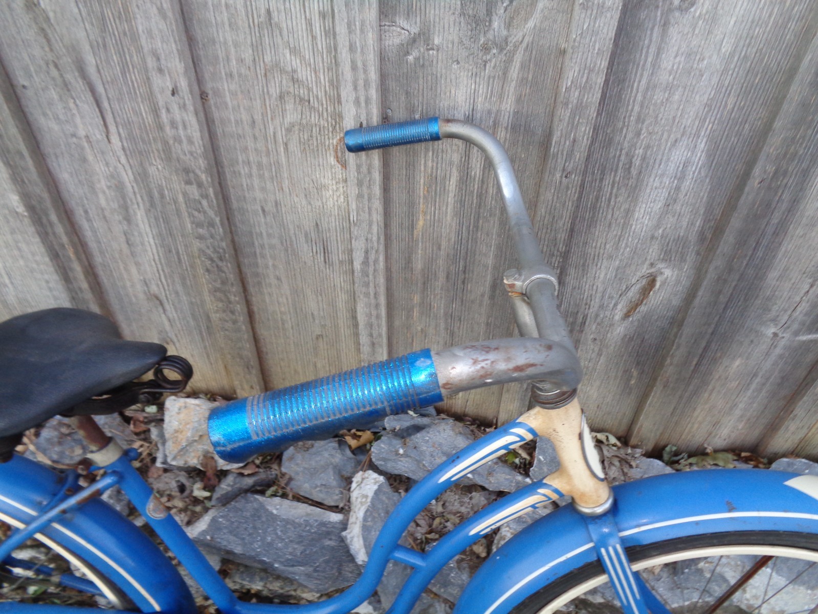 Vintage SCHWINN 24" Balloon Tire Girls Bike - Serial #G32268