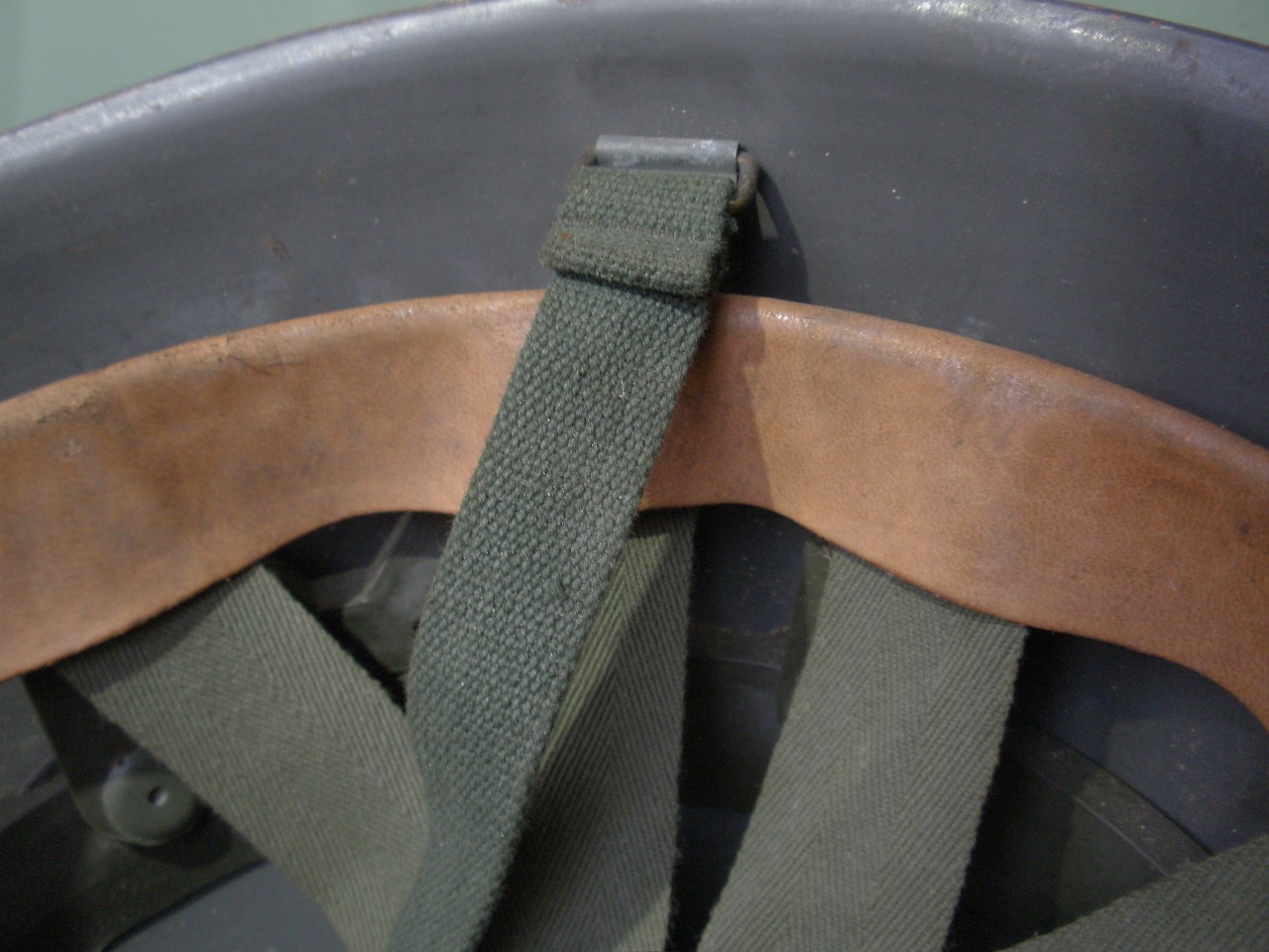 M-37 Sweden army helmet. Size 57-61. Liner & chinstrap.