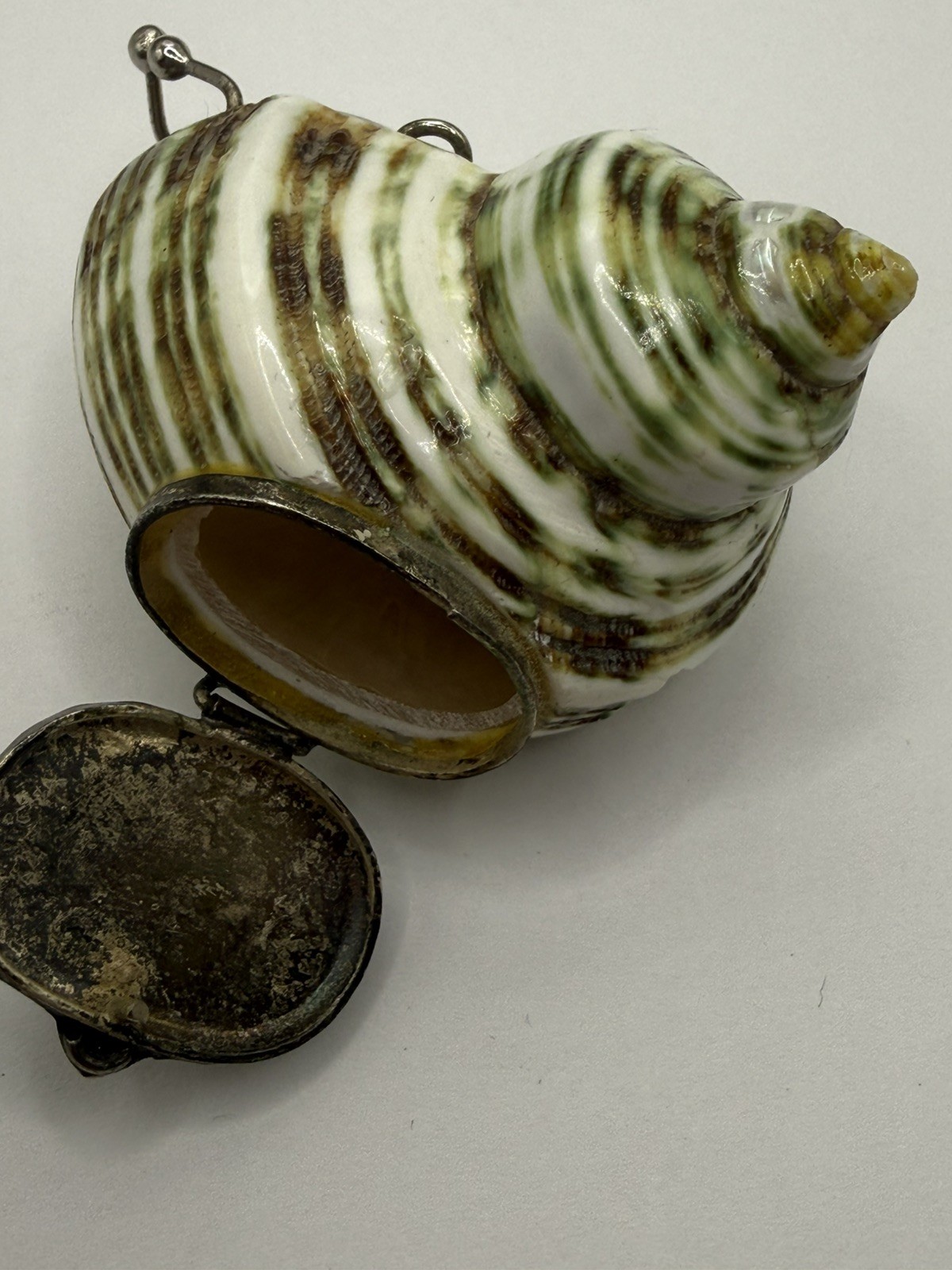 Antique Turbo Shell pill snuff box pendant needs repair