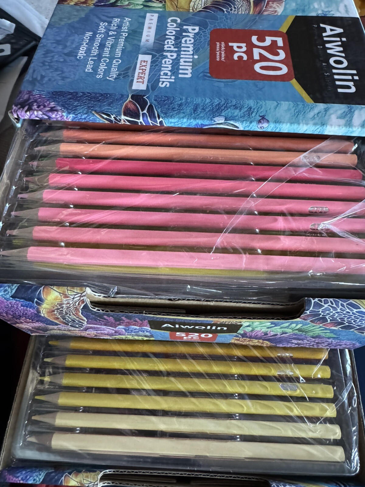 520 Aiwolin Colored Pencils NEW Shipping Included